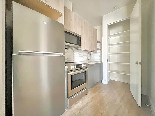 Rented by Doorway NYC, LLC | media 13