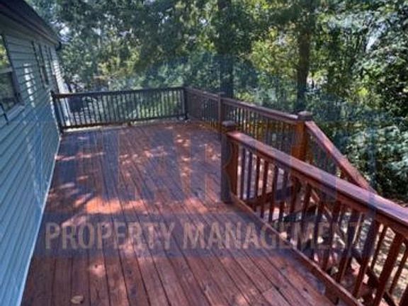 4th image of 2218 Cloverleaf Cir SE