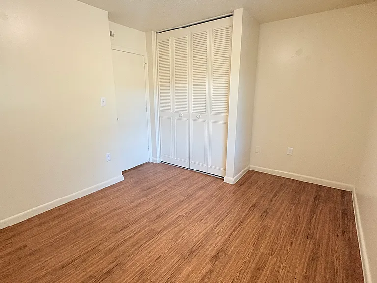 305 Balfour Dr #120 — Photo 12