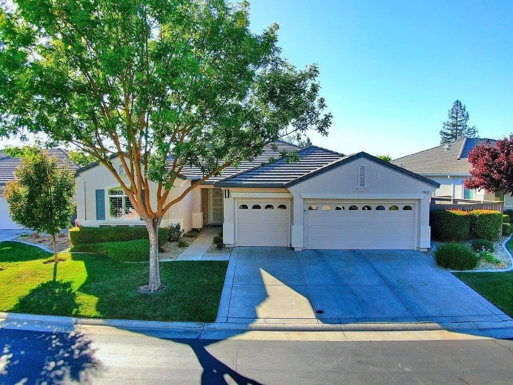 9597 Crystal Bay Ln photo 1