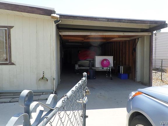 2nd image of 228 Tanglewood Ln
