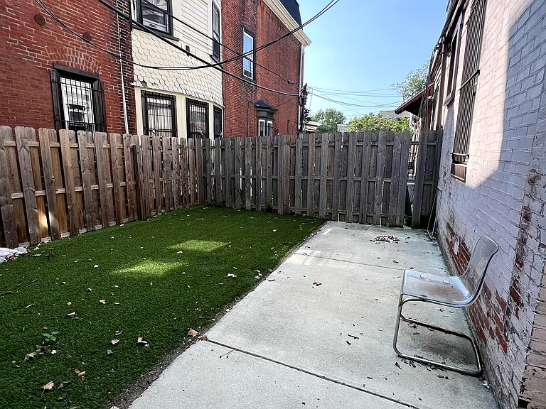 211 S 42nd St #H — Photo 71
