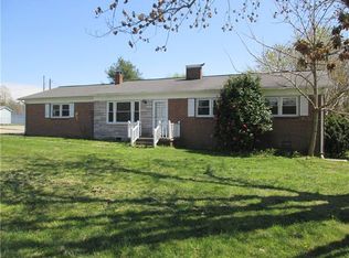 1315 Connelly Springs Rd, Lenoir, NC 28645