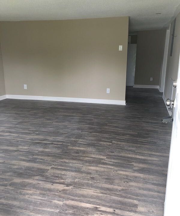 1st image of 1713 E Millard St