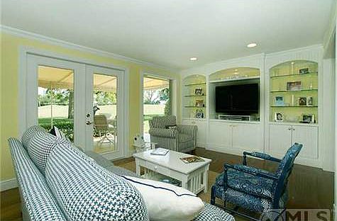 4th image of 7 Garden Dr #7