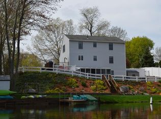 12 Lakeside Dr, Shrewsbury, MA 01545