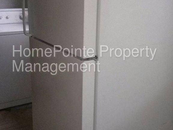 4th image of 3801 46th Ave