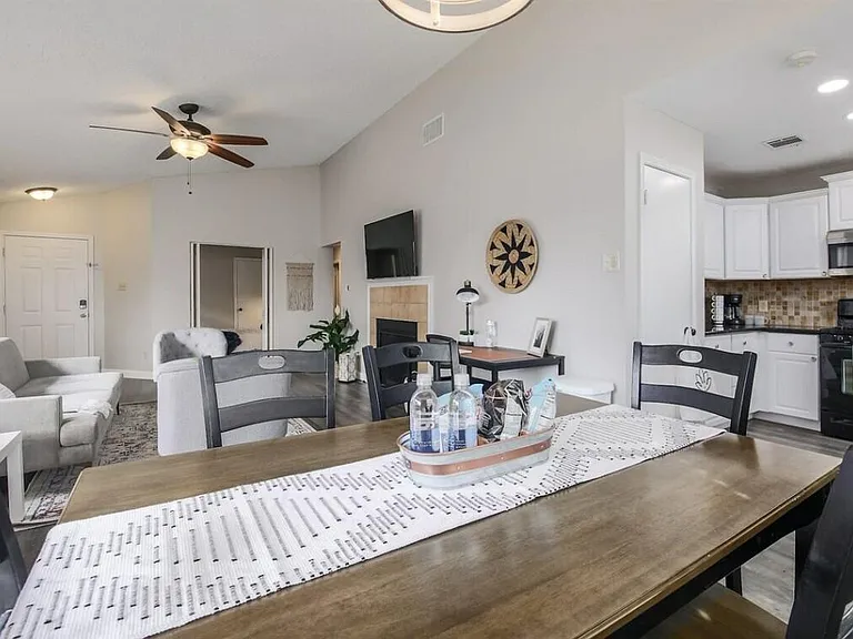 5947 Kevin Kelly Pl — Photo 18