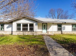 712 Buffalo St, Gilmer, TX 75644