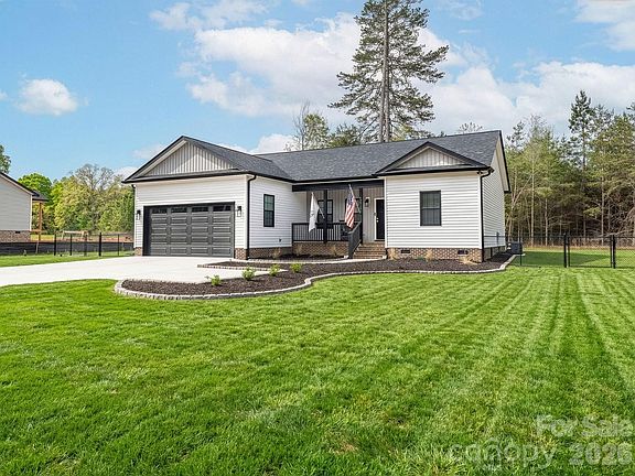 2nd image of 2462 Shoal Rd