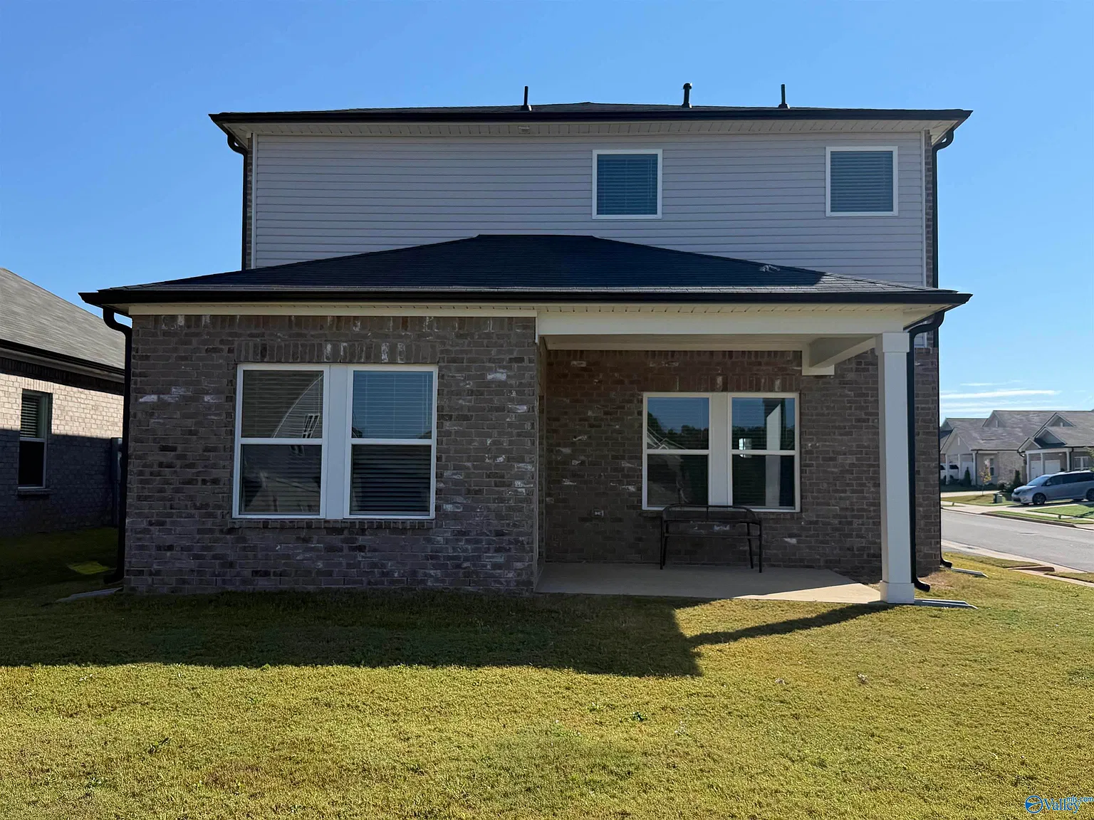 3 bed, 2.5 bath, 1749 sqft, $2,000 — Photo 3