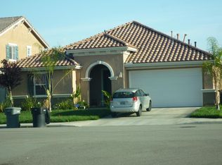 908 Parula St, Perris, CA 92571