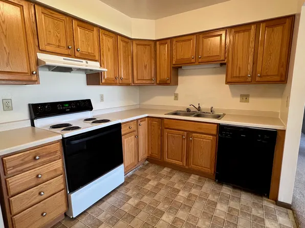 315 Hawley St #7, Marquette, MI 49855