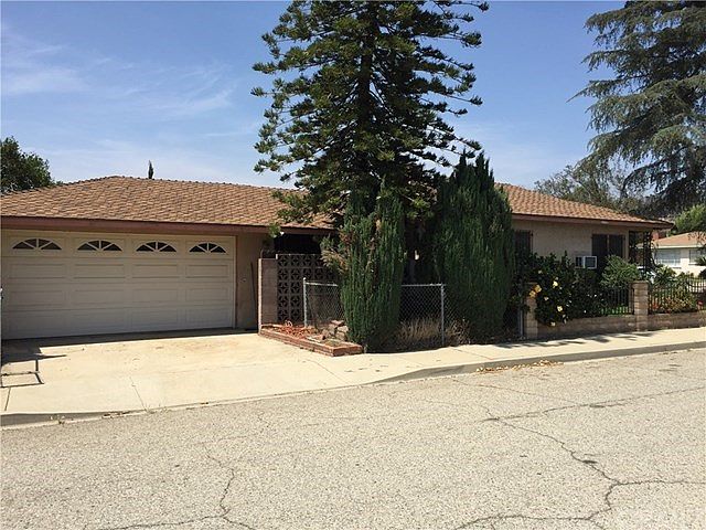 1st image of 1015 Casa Hermosa Dr