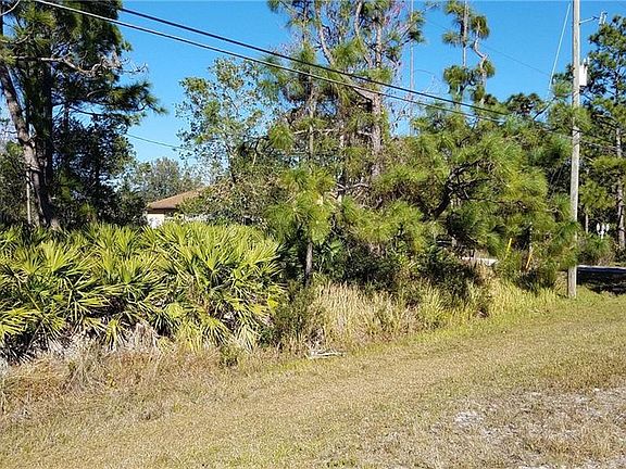 3rd image of 18233 Reynolds Pkwy