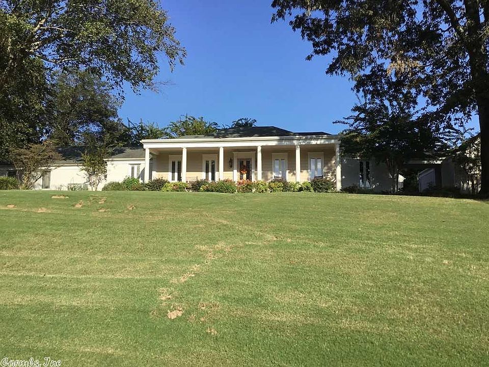 1st image of 204 McCollum Dr