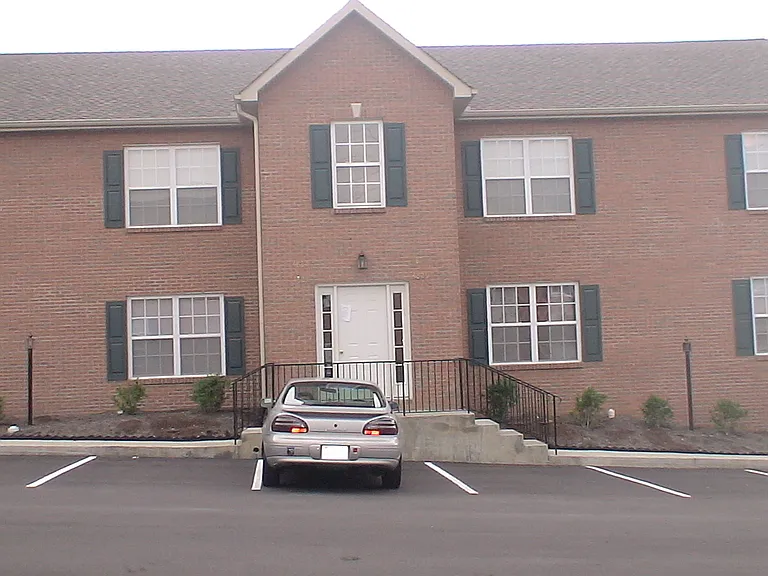 4825 Poplar Crest Way — Photo 1