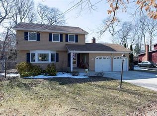 30 Eklund Blvd, Nesconset, NY 11767