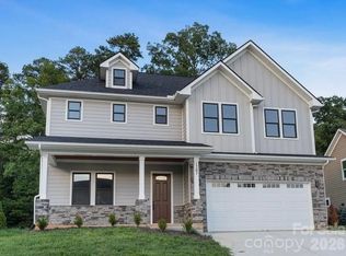 1207 39th Ave NE, Hickory, NC 28601