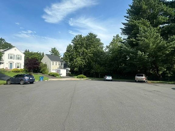 5th image of 2LIEN-13536 Leith Ct