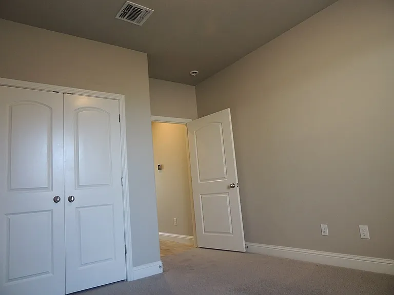 24 Devon Ct — Photo 21