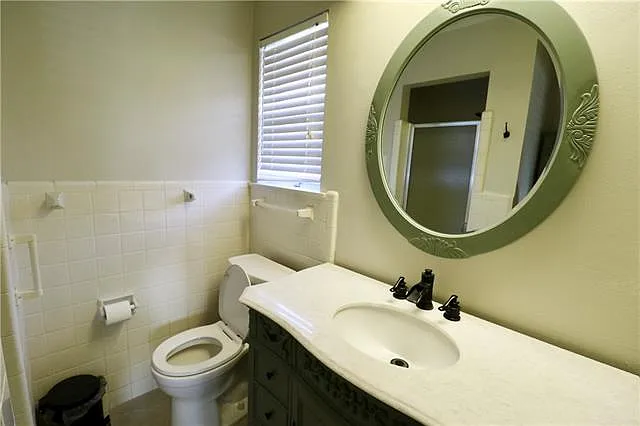 3404 Ferran Dr — Photo 5