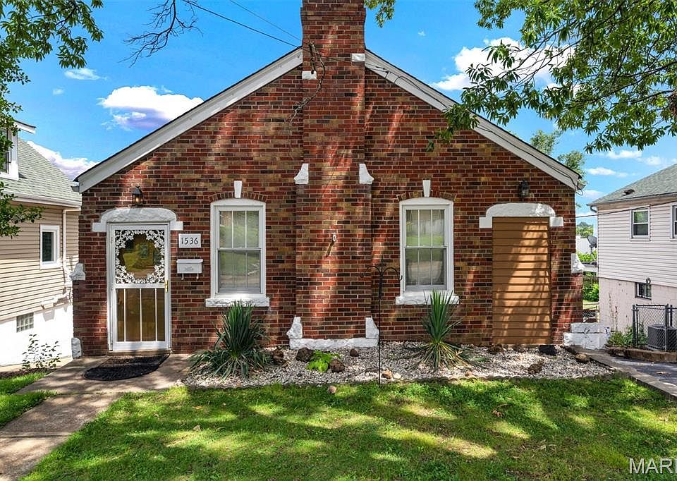 1st image of 1536 Sanford Ave