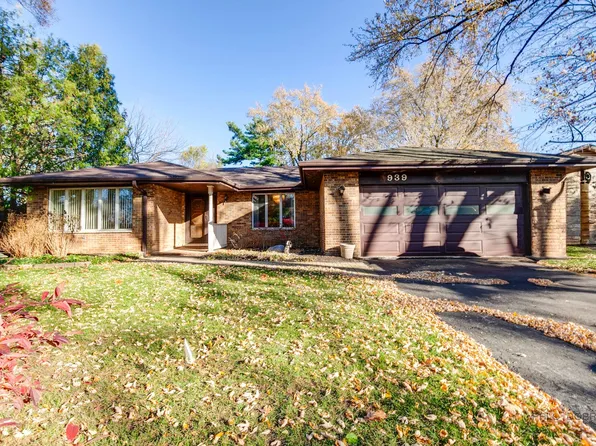939 Ridgeland Ave, Mundelein, IL 60060