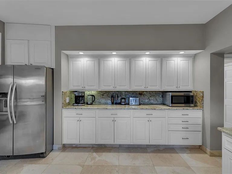 616 Riviera Isle Dr — Photo 55
