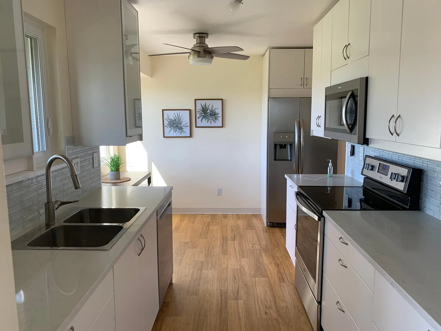 1480 Brown Cir — Photo 4