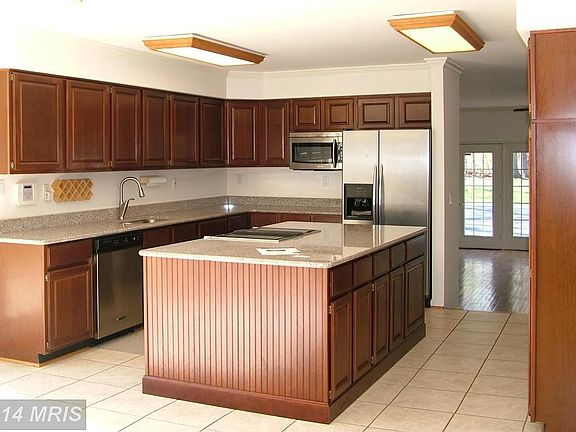 5th image of 4580 Lawnvale Dr