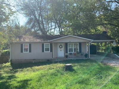 305 W Jennifer St, Mansfield, MO, 65704