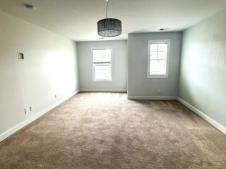 3950 Sage Dr — Photo 17