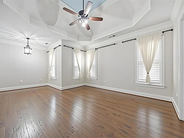 5869 Chickasaw Ln — Photo 36