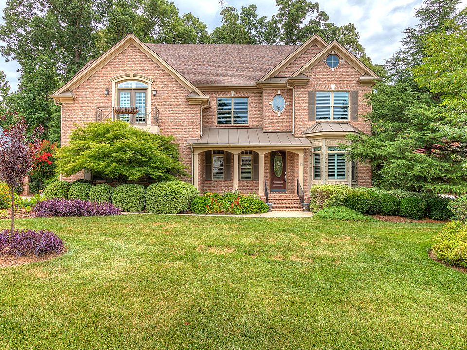 1st image of 540 Benton Ln
