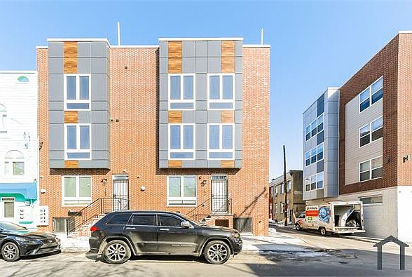 1st image of 159 W Cumberland St #3