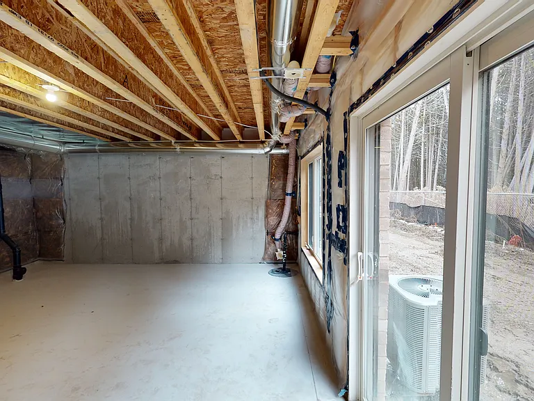 126 Blue Forest Cres — Photo 51