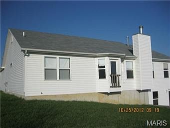 3rd image of 190 Glen Forest Dr