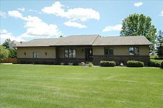 5th image of 9407 Oakview Dr