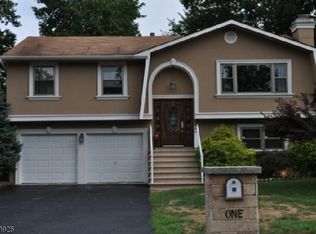 1 Cedar Brook Dr, Somerset, NJ 08873