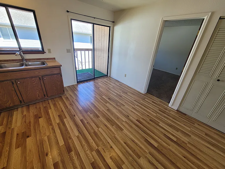 1102 E Carolina Ave #8 — Photo 10