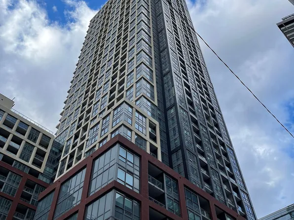 108 Peter St, Toronto, ON