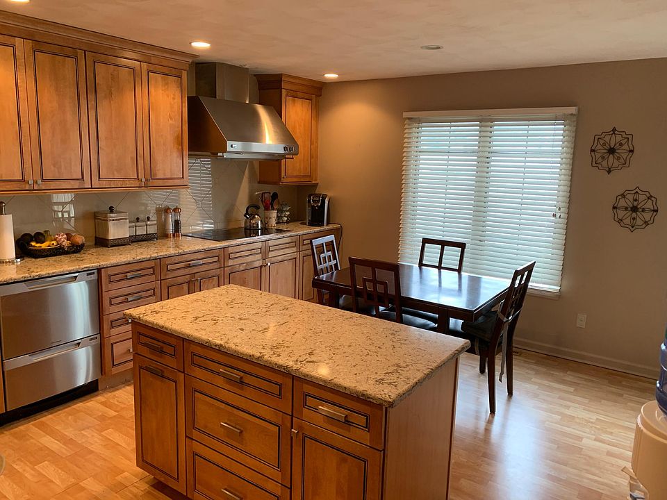 4004 Cedar Ct WV Zillow