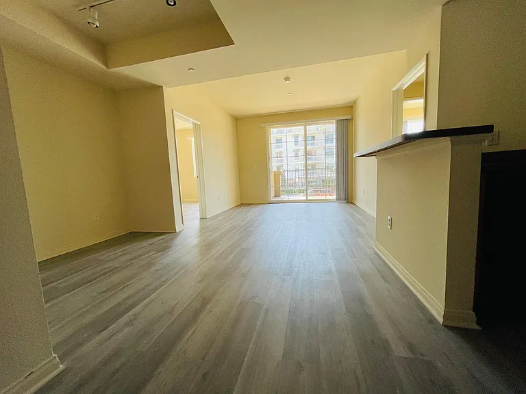 2810 S Sepulveda Blvd #102 — Photo 7