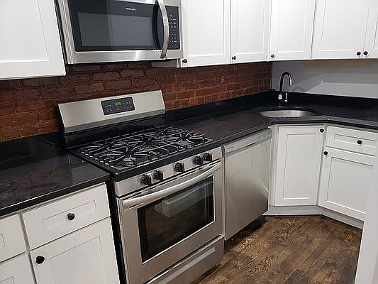 3rd image of 1171 Putnam Ave #2A