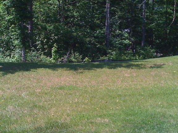 4th image of 1453 Hazelgreen Way