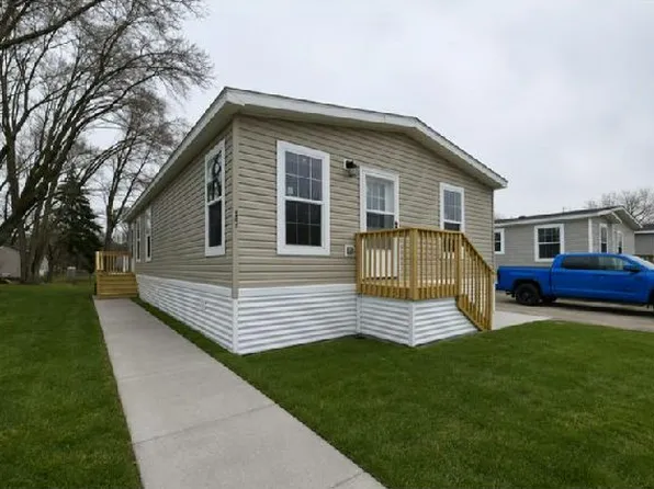 11422 4th St NE #522, Blaine, MN 55434