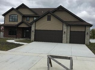 19917 Silverside Dr, Tinley Park, IL 60487