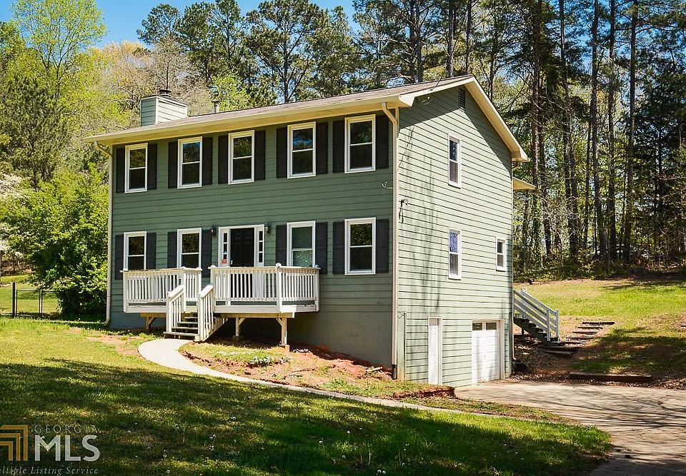 1st image of 304 Pioneer Cir