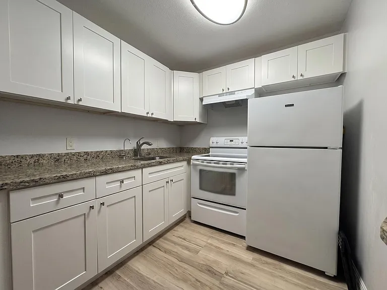 67 Upminster Cir #C — Photo 2